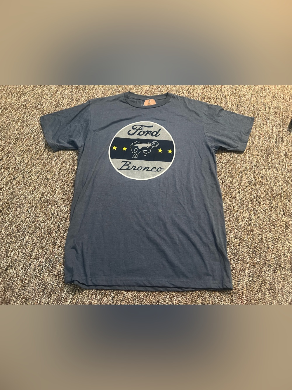 Ford Bronco Men’s Graphic Tee Gray Short Sleeve T-Shirt Size Large New